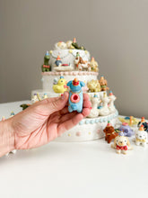 Load image into Gallery viewer, Puppy Dog Cake Topper