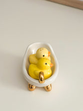Load image into Gallery viewer, Ducks In A Tub: Salt & Pepper Shakers