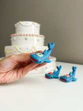 Load image into Gallery viewer, Whale Shark Cake Topper