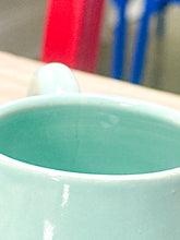 Load image into Gallery viewer, Chunky Snorlax Right Mug Gold Luster