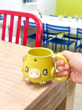 Load image into Gallery viewer, Chunky Psyduck Left Mug Gold Luster Charms