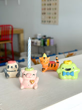 Load image into Gallery viewer, Animal Party Cake Topper