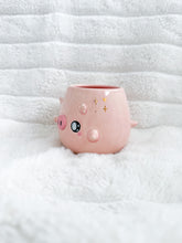 Load image into Gallery viewer, Chunky Piggy Wiggly Cup - Gold Luster