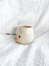 Load image into Gallery viewer, Ozzy the Otter Cup