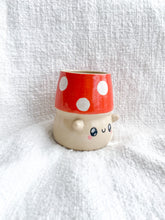 Load image into Gallery viewer, Lil Mushroom Boi Cup