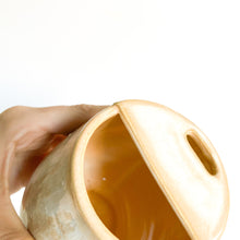 Load image into Gallery viewer, Creamy Sunset Sippy Cup (31)