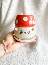 Load image into Gallery viewer, Mushroom Boi Planter