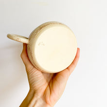 Load image into Gallery viewer, Tiny Hearts Bubble Mug 16oz