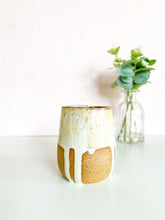 Load image into Gallery viewer, Cinnamon Roll Sippy Cup 14oz (5)