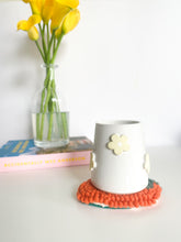Load image into Gallery viewer, Strawberries & Daisies Mug & Mug Rug (5)