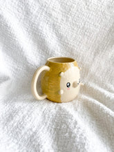 Load image into Gallery viewer, Hanky the Hedgehog Mug