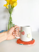 Load image into Gallery viewer, Strawberries & Daisies Mug & Mug Rug (5)