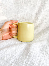 Load image into Gallery viewer, GameBoy Mug