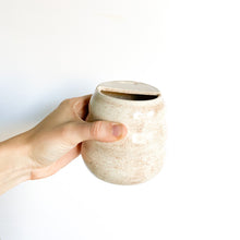 Load image into Gallery viewer, Toasted Marshmallow Bubble Sippy Cup (31)