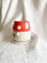 Load image into Gallery viewer, Mushroom Boi Planter