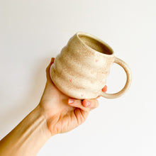 Load image into Gallery viewer, Tiny Hearts Bubble Mug 16oz