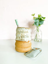 Load image into Gallery viewer, Cinnamon Roll Tumbler w/ Sukk Straw 16oz (8)