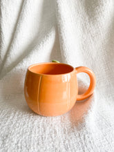Load image into Gallery viewer, Perry the Pumpkin Mug