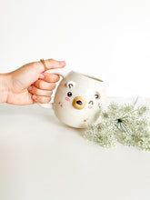 Load image into Gallery viewer, Gold Bear 18oz Mug (2)