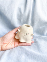 Load image into Gallery viewer, Ghost Candle Holder