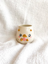 Load image into Gallery viewer, Okra the Otter Cup