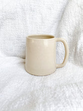 Load image into Gallery viewer, Gunter the Penguin Mug