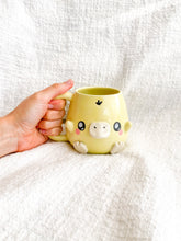 Load image into Gallery viewer, Chunky Psyduck Mug