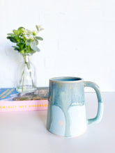 Load image into Gallery viewer, Turquoise Star Drip Mug (11)