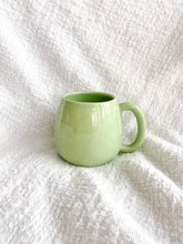 Load image into Gallery viewer, Kuchipatchi the Tamagotchi Mug