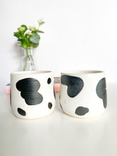 Load image into Gallery viewer, Milk Cow Wine Glasses 14oz (37)