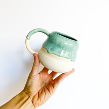Load image into Gallery viewer, Juniper Forest Bubble Mug 16oz