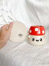 Load image into Gallery viewer, Mushroom Boi Planter
