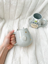 Load image into Gallery viewer, Chunky Totoro Cup with Gold Luster