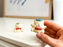 Load image into Gallery viewer, Celebratory Cutie Cake Topper
