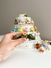 Load image into Gallery viewer, One-Off Cake Toppers
