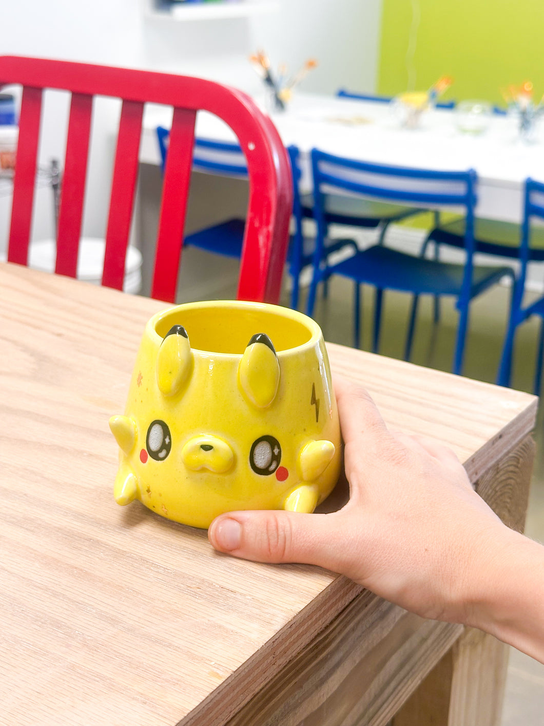 Pikachu Cup Gold Luster