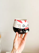 Load image into Gallery viewer, Peppermint Butler Cup - Gold Luster
