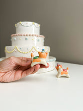 Load image into Gallery viewer, Orange Kitty Cake Topper
