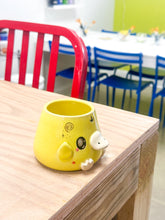 Load image into Gallery viewer, Chunky Psyduck Cup Gold Luster
