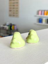 Load image into Gallery viewer, Tattoo “DAD” Froggy Desk Pal
