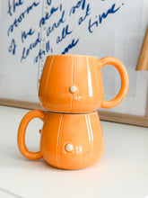 Load image into Gallery viewer, Pumpkin Bear Mug
