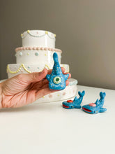 Load image into Gallery viewer, Whale Shark Cake Topper

