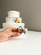 Load image into Gallery viewer, Lion &amp; Zebra Cake Topper
