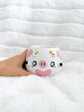 Load image into Gallery viewer, DISCOUNTED Upper Call x Candle Leaf Collab - Cow Candle
