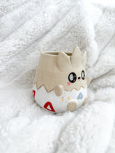 Load image into Gallery viewer, DISCOUNTED Chunky Togepi Cup - Gold
