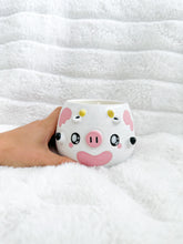Load image into Gallery viewer, DISCOUNTED Upper Call x Candle Leaf Collab - Cow Candle
