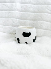 Load image into Gallery viewer, Upper Call x Candle Leaf Collab - Cow Candle
