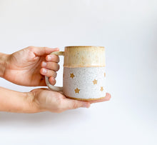 Load image into Gallery viewer, Preorder: Star Drip Mug 16oz
