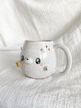 Load image into Gallery viewer, Harlow the Honey Bear Mug
