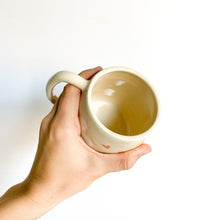 Load image into Gallery viewer, Lovely Daisies Mug (7)
